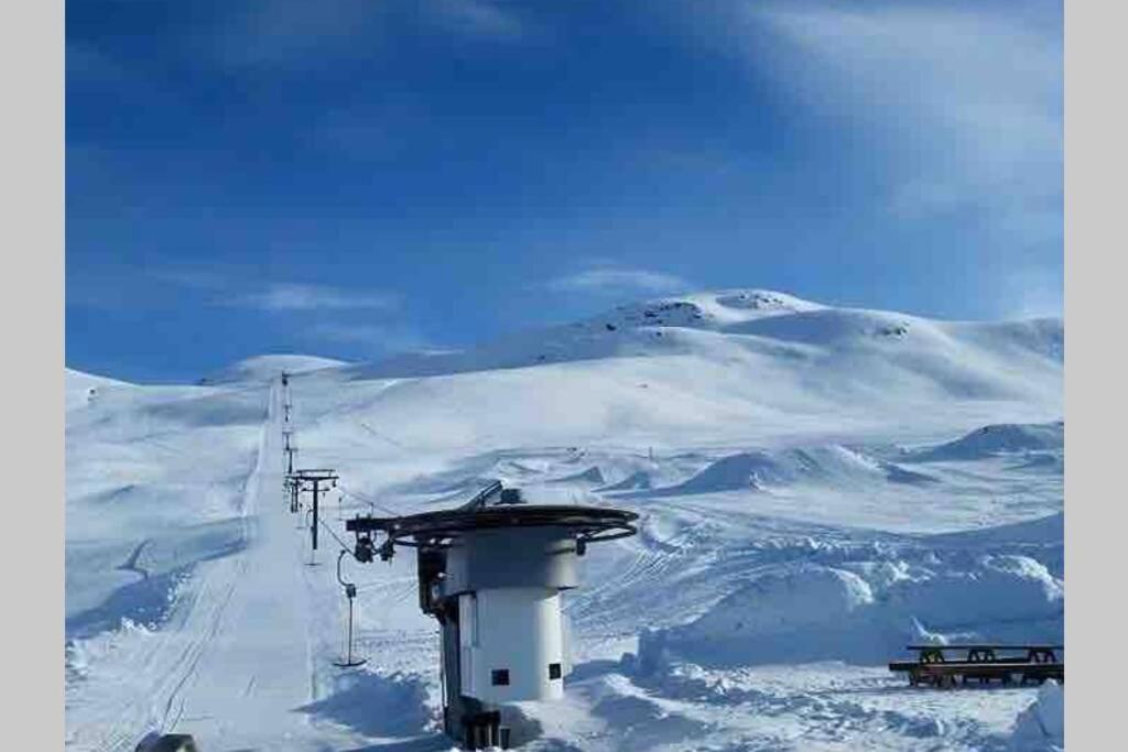 Hytte I Stryn Med Elbil Lader Exterior foto